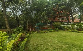 Hotel Misty Meadows By Vanyum